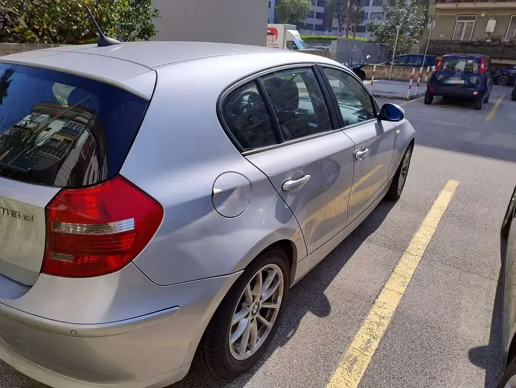 Usata BMW 118 Efficient Dynamics 143 CV (105 kW) 2008 Grigio Utilitaria