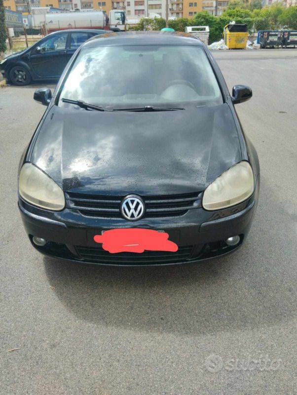 Usata VW Golf V 105 CV (77 kW) 2007 Nero Utilitaria