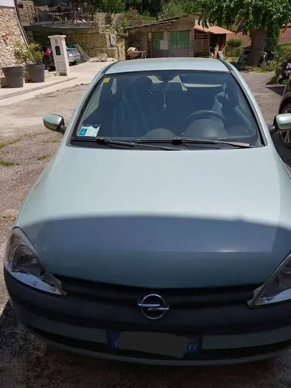 Usata Opel Corsa Comfort 75 CV (55 kW) 2001 Verde Utilitaria