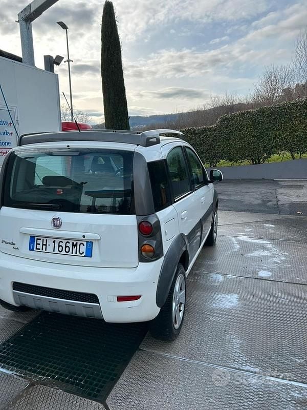 Usata Fiat Panda Cross 2010 Bianco Utilitaria