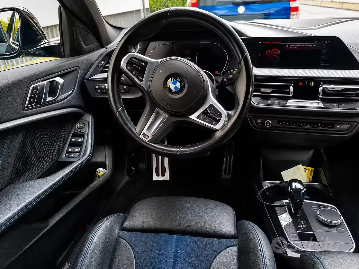 Usata BMW 118 M Sport 150 CV (110 kW) 2021 Grigio Utilitaria