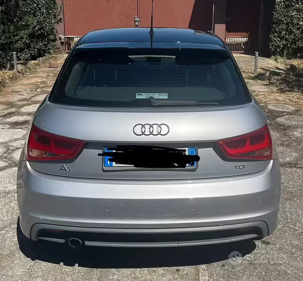 Usata Audi A1 Sportback S-Line 90 CV (66 kW) 2014 Grigio Utilitaria