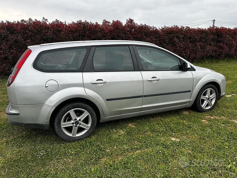 Usata Ford Focus 90 CV (66 kW) 2007 Station wagon