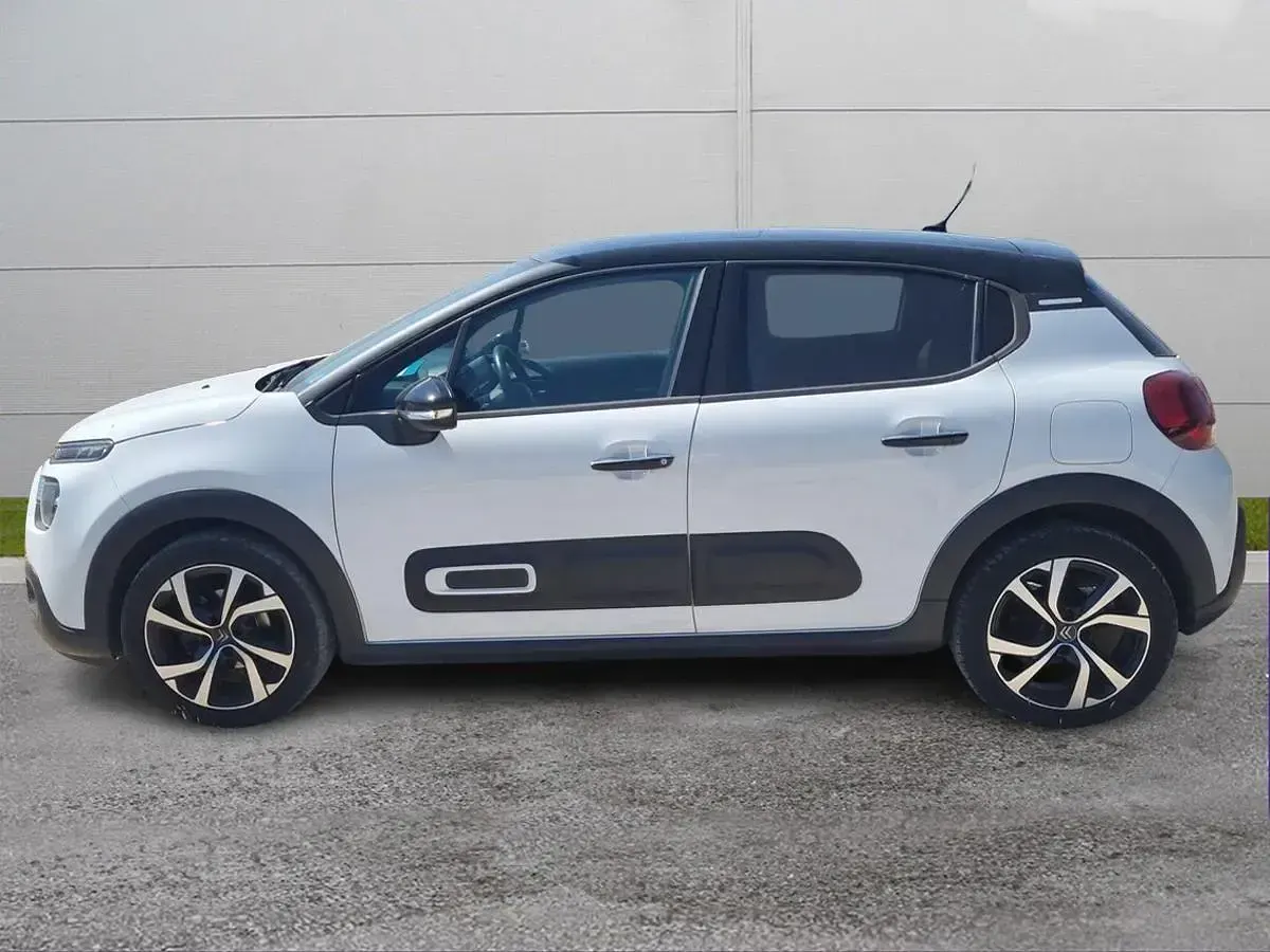 Usata Citroën C3 Shine 83 CV (61 kW) 2022 Bianco + tetto nero Utilitaria