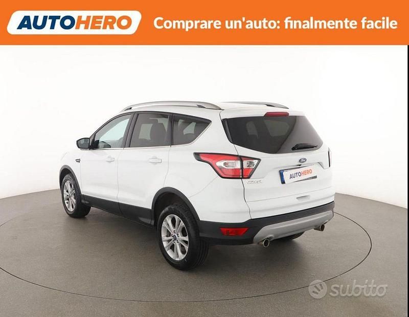 Usata Ford Kuga Titanium 120 CV (88 kW) 2017 Bianco SUV