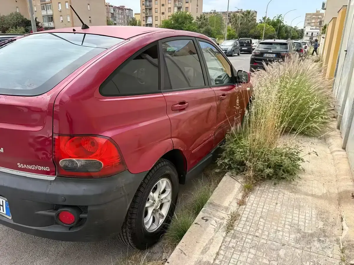 Usata SsangYong Actyon 141 CV (103 kW) 2010 Rosso Station wagon