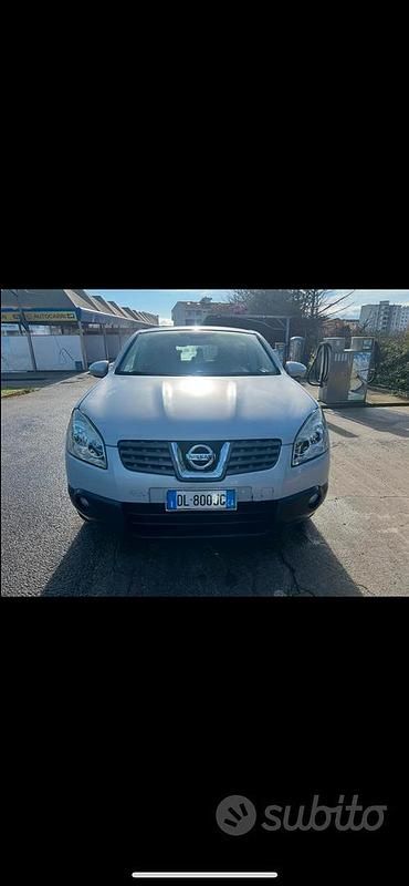 Usata Nissan Qashqai Acenta 110 CV (80 kW) 2007 Grigio SUV