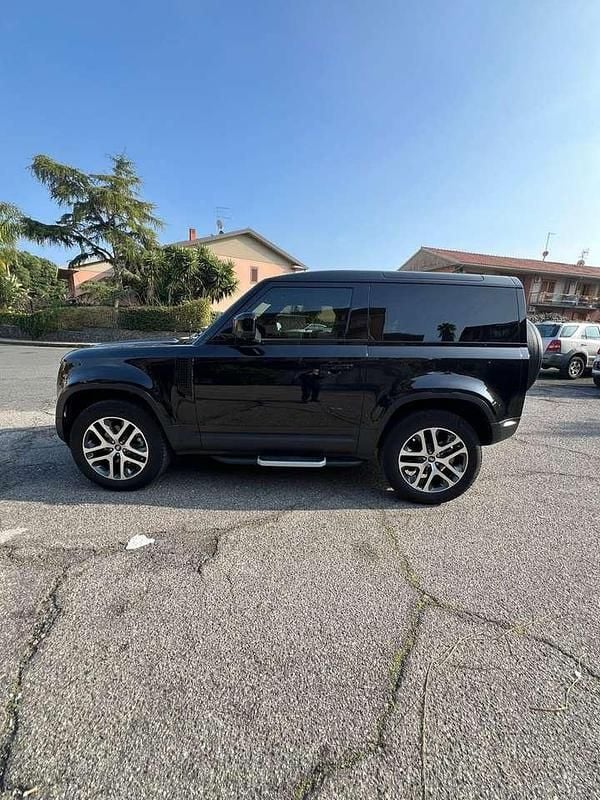 Occasion Land Rover Defender HSE Dynamic 249 ch (183 kW) 2022 Noir SUV