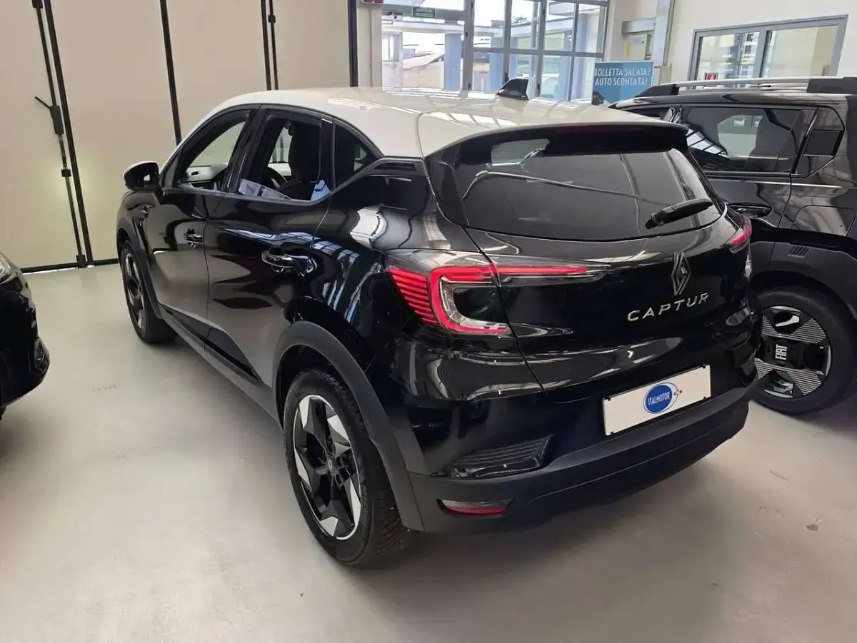 Usata Renault Captur Techno 91 CV (66 kW) 2025 Nero SUV