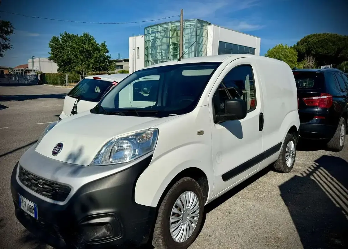Usata Fiat Fiorino 95 CV (69 kW) 2018 Bianco Monovolume