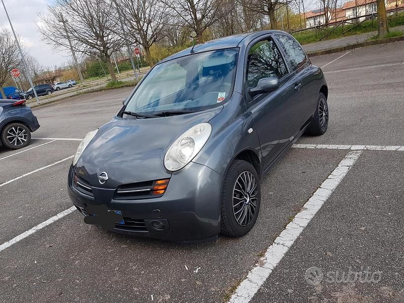 Usata Nissan Micra 2003 Grigio Utilitaria
