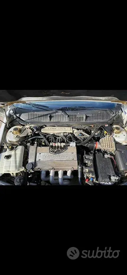 Usata Alfa Romeo 155 116 CV (85 kW) 1993 Bianco Berlina