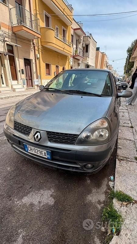 Usata Renault Clio II 2003 Grigio Berlina