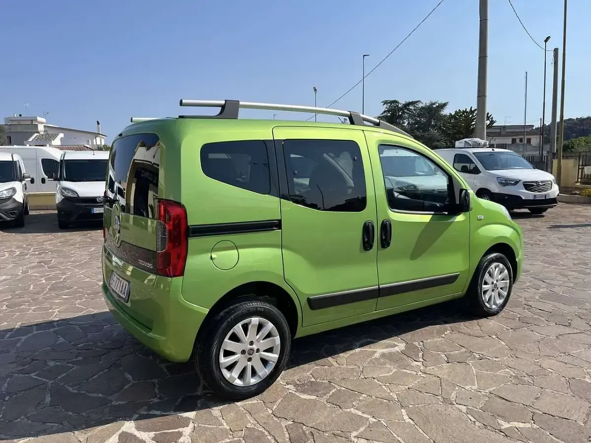 Usata Fiat Qubo Trekking 95 CV (69 kW) 2011 Verde Monovolume