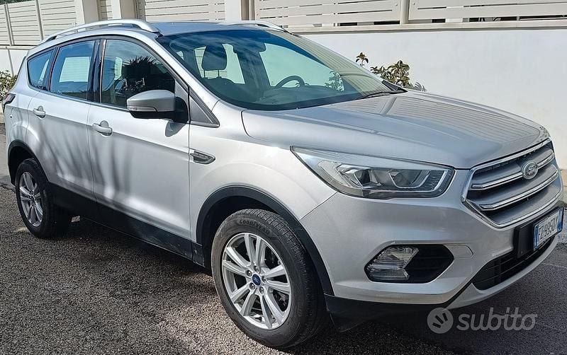 Usata Ford Kuga Business Edition 120 CV (88 kW) 2019 Grigio SUV