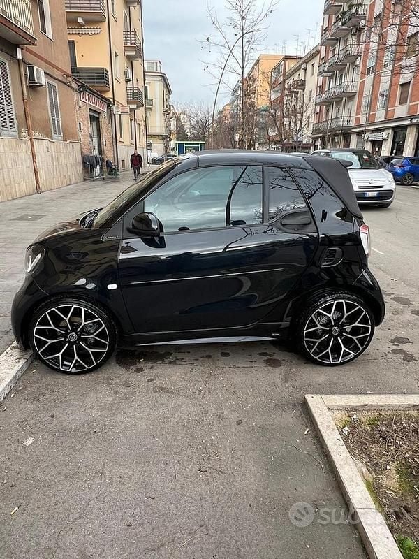 Usata 2016 Smart ForTwo Cabrio Brabus Cabrio | 21.500 € - Immagine 1/4