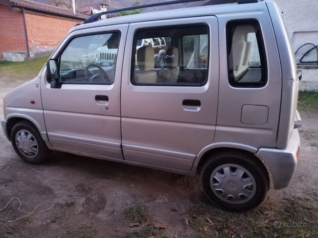 Suzuki wagon r 2000