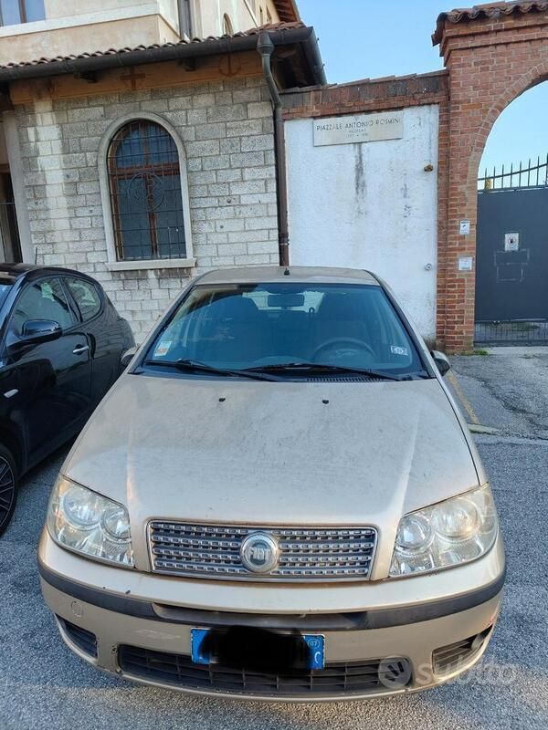 Giallo Usata 2007 Fiat Punto Due volumi | 1390 € (Super prezzo) - Immagine 1/4