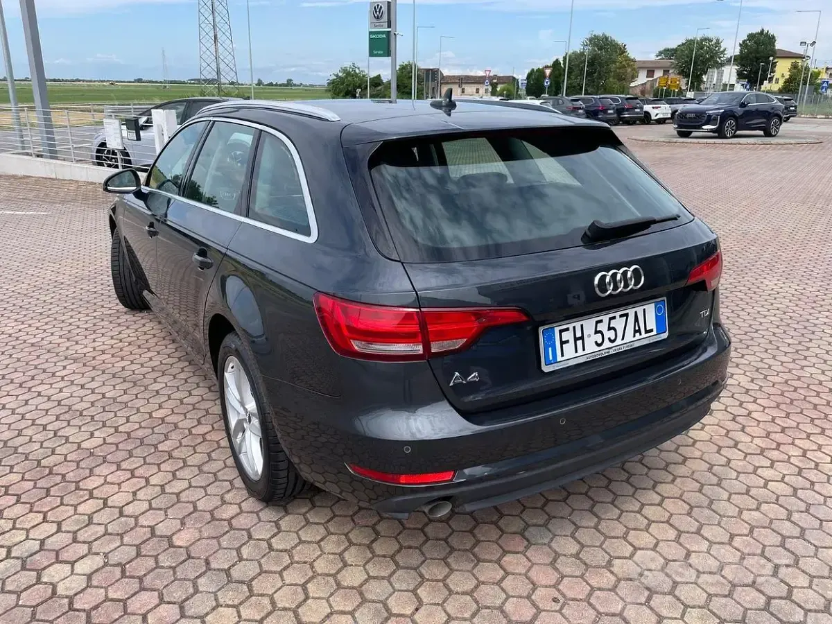 Usata Audi A4 Business 150 CV (110 kW) 2017 Station wagon