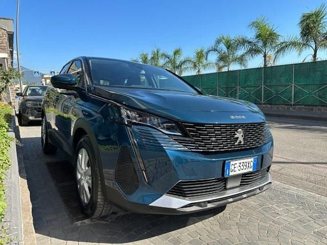 Usata Peugeot 3008 Business-Line 131 CV (96 kW) 2021 Blu celebes SUV