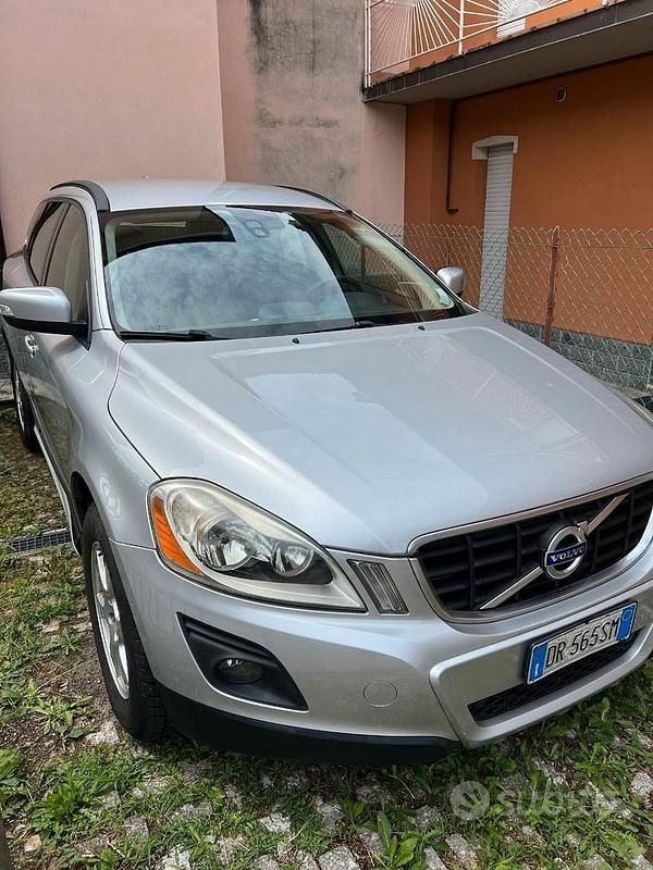 Usata Volvo XC60 2009 Grigio SUV
