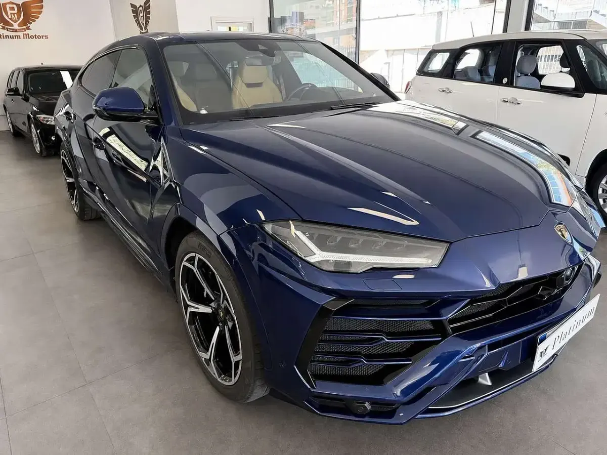 Usata Lamborghini Urus 650 CV (478 kW) 2018 Blu/azzurro SUV