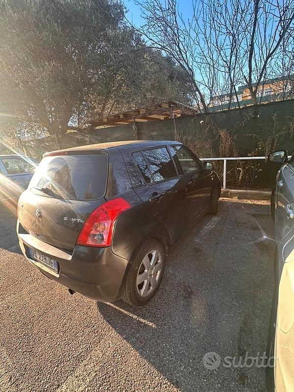 Usata Suzuki Swift 75 CV (55 kW) 2009 Nero Berlina
