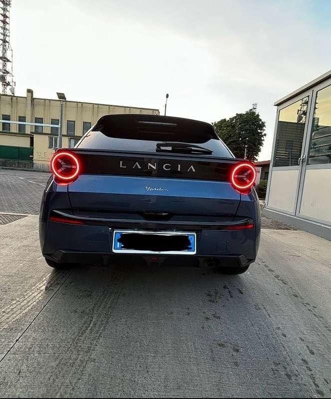 Usata Lancia Ypsilon 101 CV (74 kW) 2024 Utilitaria