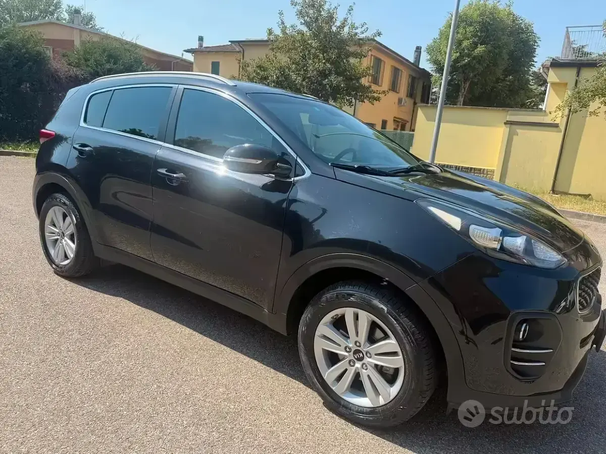 Usata Kia Sportage 132 CV (97 kW) 2016 Nero SUV