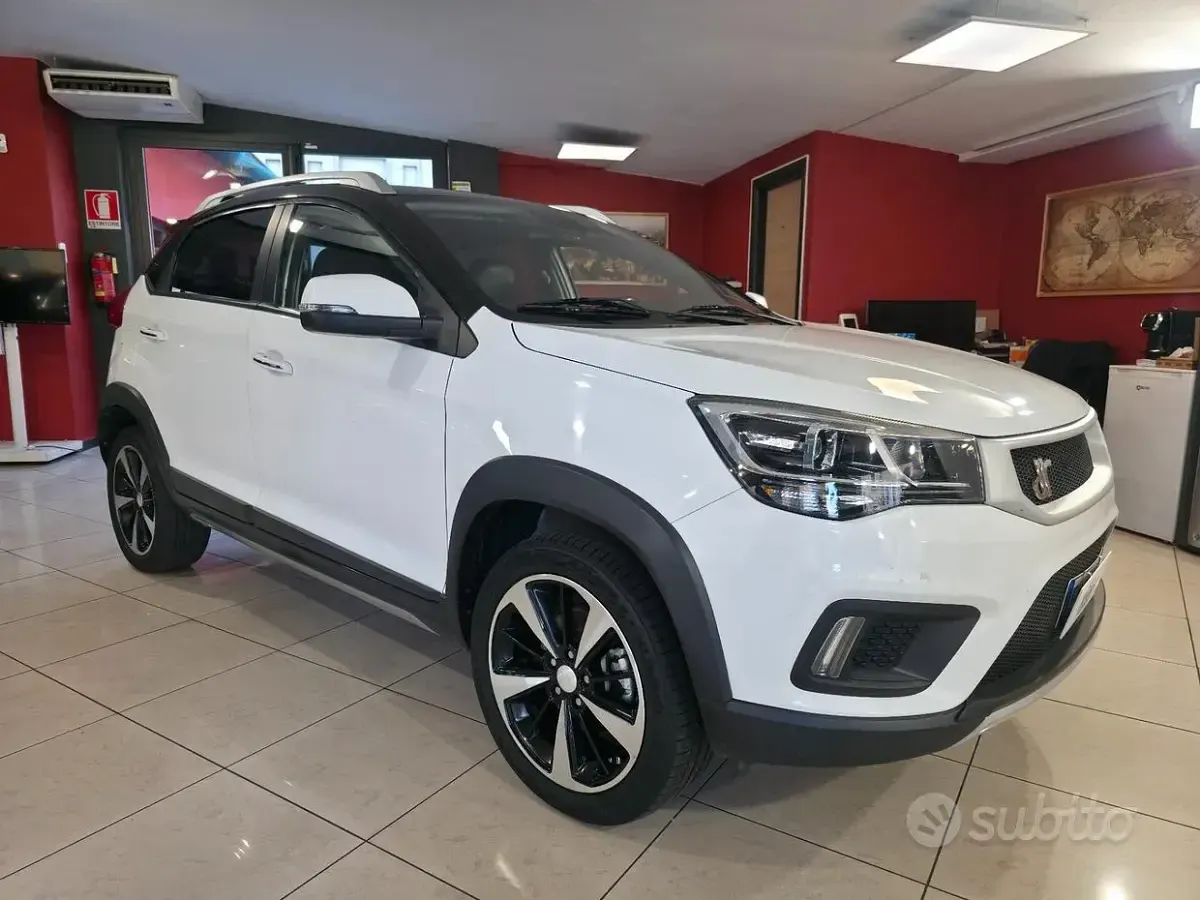 Usata DR DR3 106 CV (77 kW) 2019 Bianco SUV