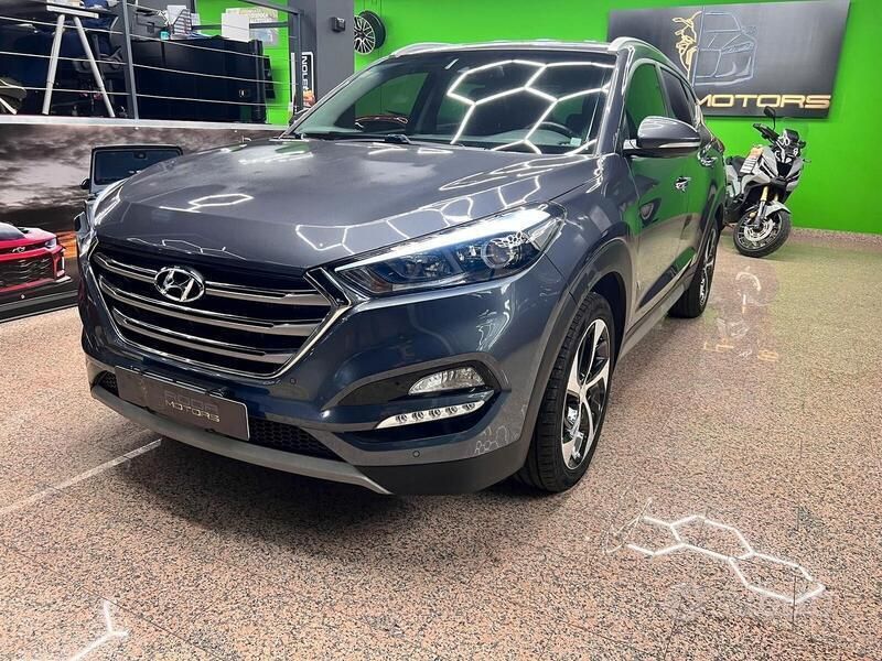 Usata Hyundai Tucson Xpossible 141 CV (103 kW) 2017 Grigio SUV