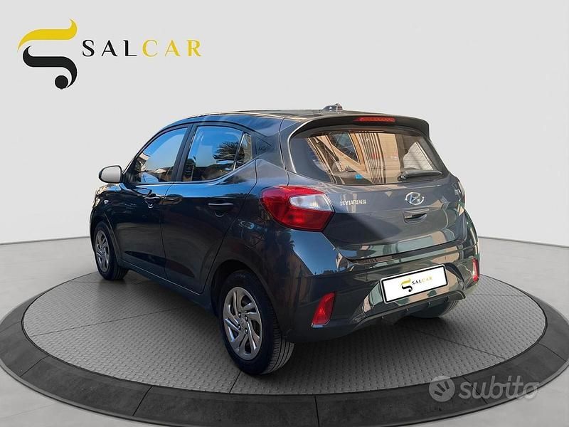 Usata Hyundai i10 Advanced 67 CV (49 kW) 2022 Grigio Utilitaria