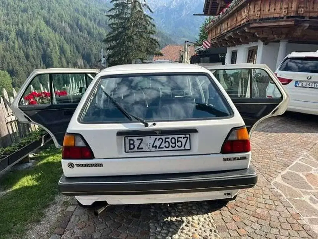 Usata VW Golf II 54 CV (39 kW) 1987 Bianco Utilitaria