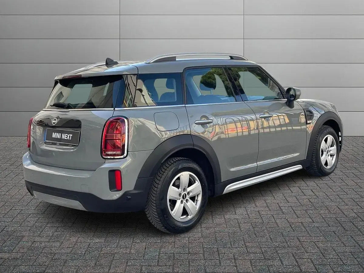 Usata Mini Countryman Essential 102 CV (75 kW) 2022 Grigio SUV