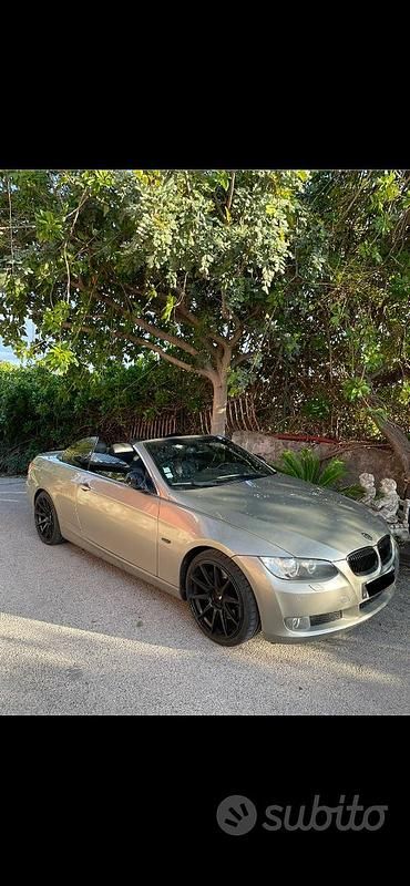 Usata BMW 330 Cabriolet 272 CV (200 kW) 2007 Cabrio