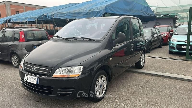 Usata Fiat Multipla Dynamic 103 CV (75 kW) 2005 Nero Monovolume
