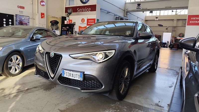 Usata Alfa Romeo Stelvio Business 190 CV (139 kW) 2019 Grigio SUV