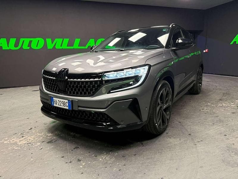 Usata Renault Austral Techno 131 CV (96 kW) 2025 Grigio SUV