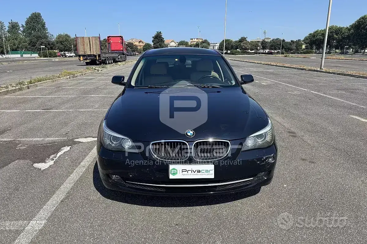 Usata BMW 520 Efficient Dynamics 177 CV (130 kW) 2009 Nero Station wagon