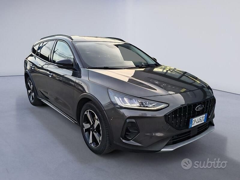 Usata Ford Focus Active 116 CV (85 kW) 2023 Grigio Station wagon