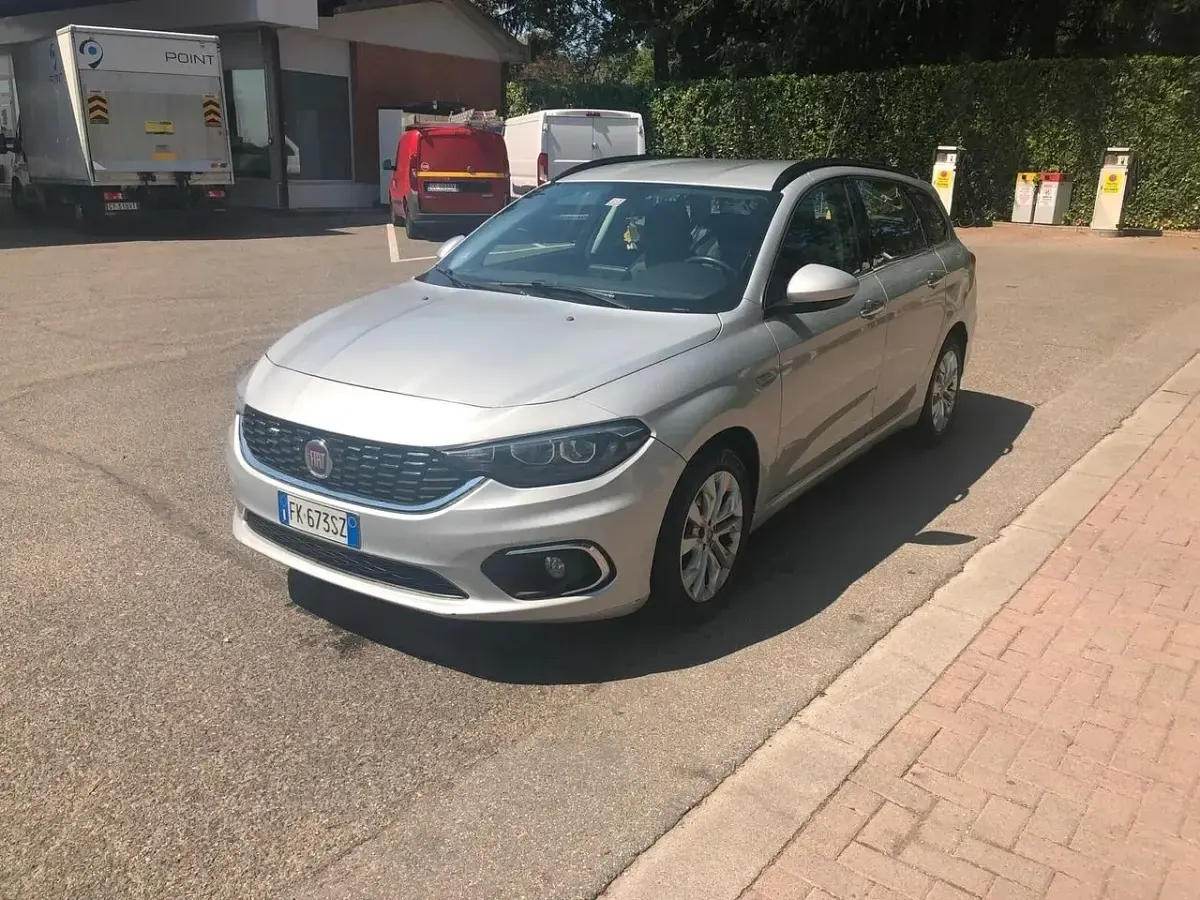 Usata Fiat Tipo Lounge 95 CV (69 kW) 2017 Station wagon