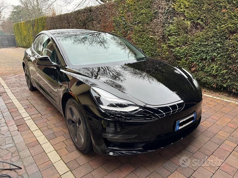 Usata Tesla Model 3 353 kW (480 CV) 2020 Nero Berlina