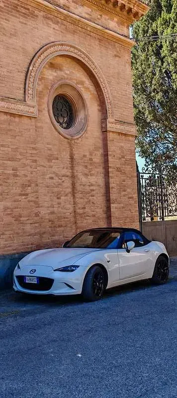 Usata Mazda MX5 Inclusive 160 CV (117 kW) 2015 Cabrio
