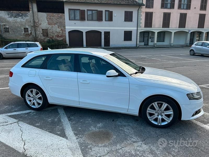 Usata Audi A4 Ambiente 143 CV (105 kW) 2010 Bianco Station wagon
