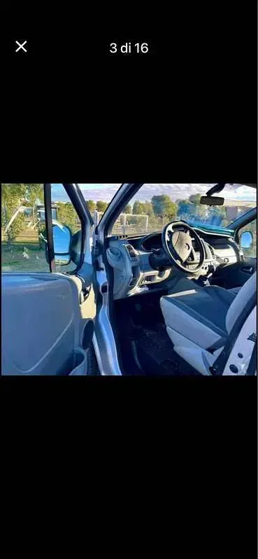 Usata Opel Vivaro 120 CV (88 kW) 2011 Grigio Monovolume