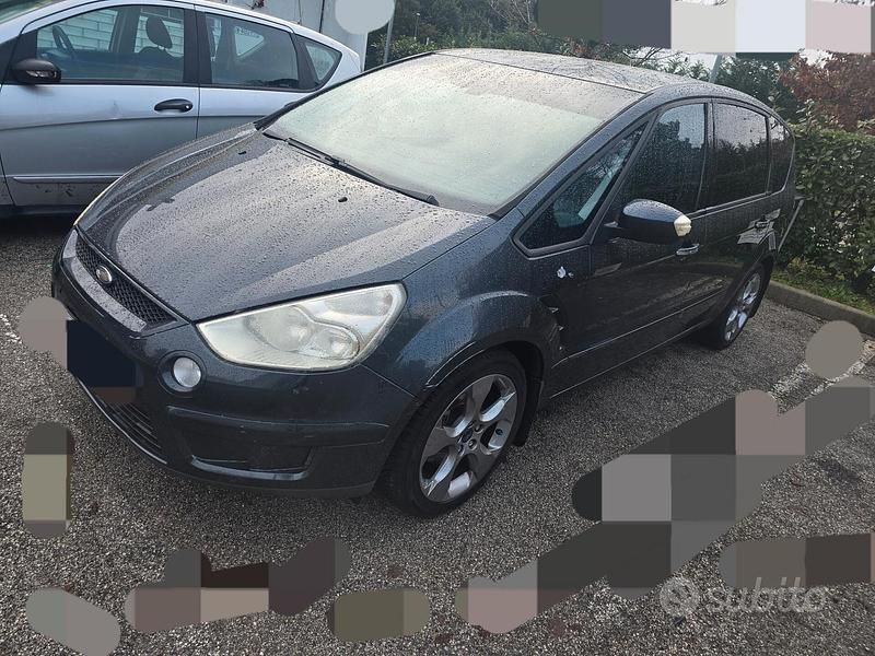 Usata Ford S-MAX Titanium 145 CV (106 kW) 2008 Grigio Monovolume