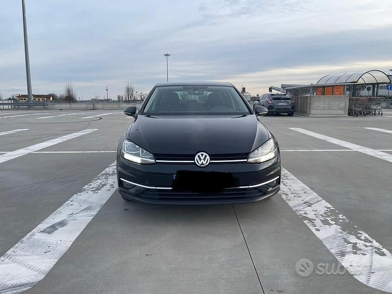 Usata VW Golf VII 125 CV (91 kW) 2017 Nero Berlina