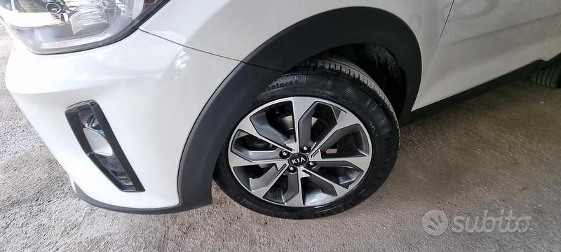 Usata Kia Stonic 110 CV (80 kW) 2018 Bianco SUV