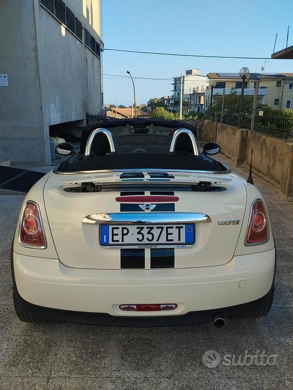 Begagnad Mini Cooper Cabriolet 2014 Vit Cab