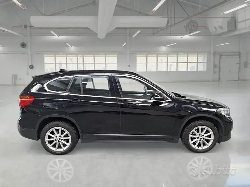 Usata BMW X1 Comfort Edition 116 CV (85 kW) 2020 Nero SUV